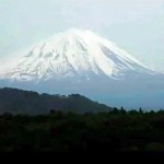 Sveta gora Fuji in njen gozd Aokigahara je kraj zadnjega počitka za številne samomorilce na Japonskem