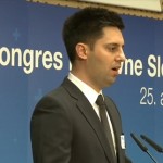 Zmagovalec volilnega kongresa je Zoran Janković. Prejel je 56 odstotkov glasov, Alenka Bratušek pa 44 %